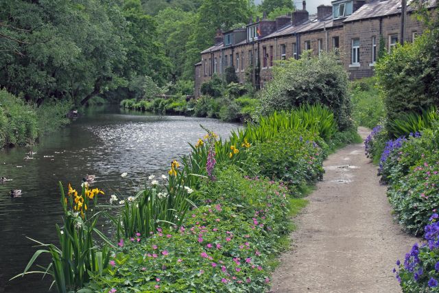 Canal path Hebden Bridge