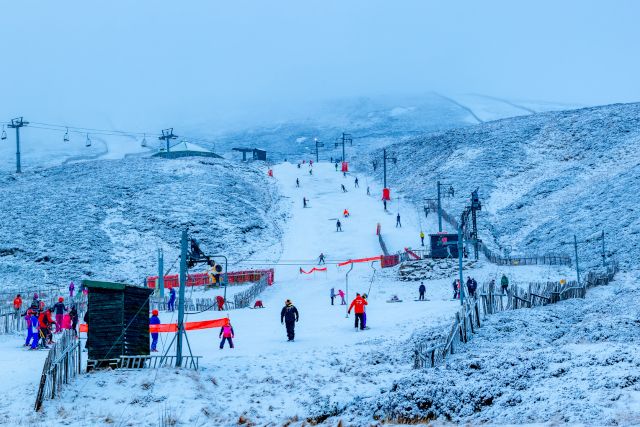 Skiing at Glenshee