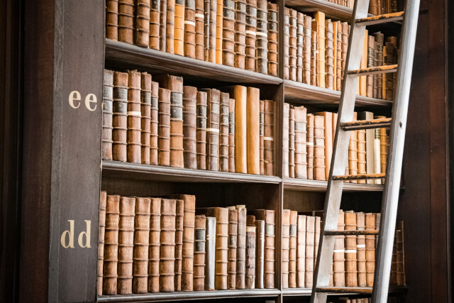 Gladstone's Library l