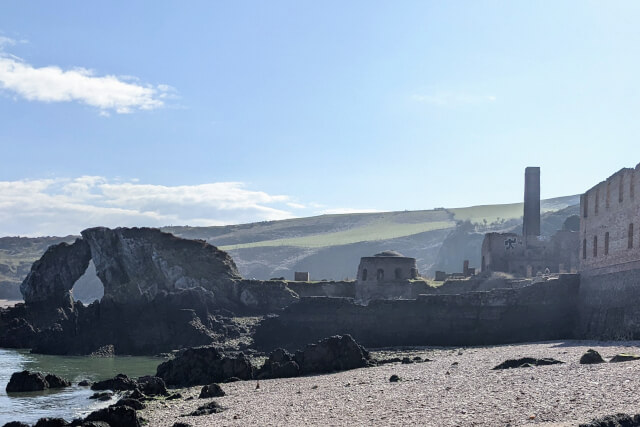 Traeth Porth Wen Beach