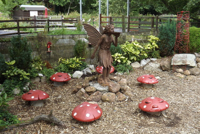 charming statues in Gyspy wood